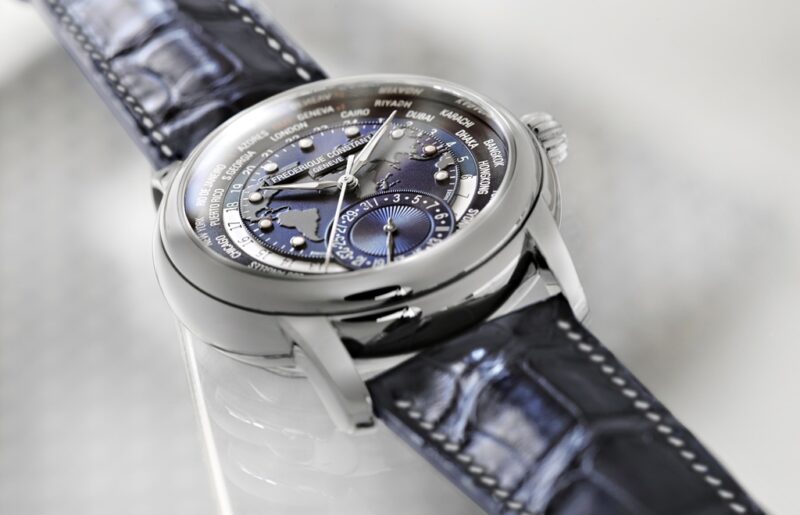 Genuine World Traveler: Frederique Constant Worldtimer Manufacture