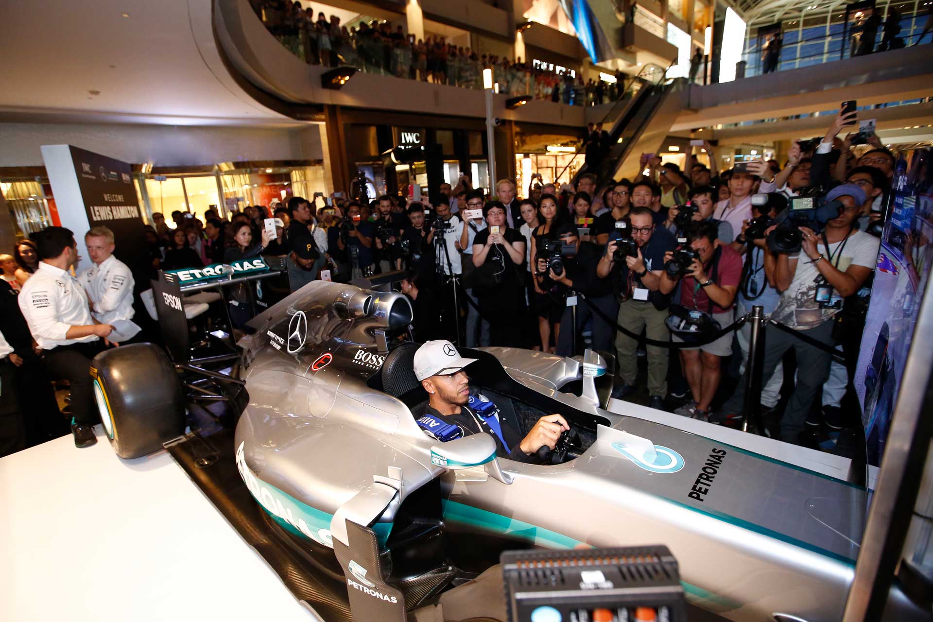 IWC Gives Singapore F1-Fever Ahead of Race Weekend