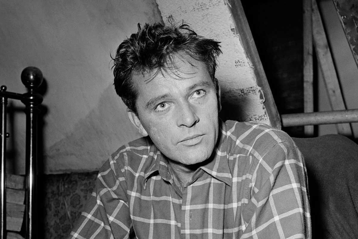 Richard Burton (1925-1984) on set during shooting of the drama film 'Look Back in Anger' (Photo by Allen Newton/Popperfoto via Getty Images)