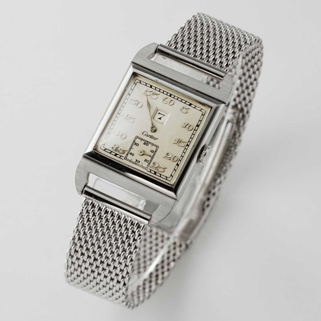 Jump hour display watch with an Audemars Piguet movement from 1929 (Image © Revolution)