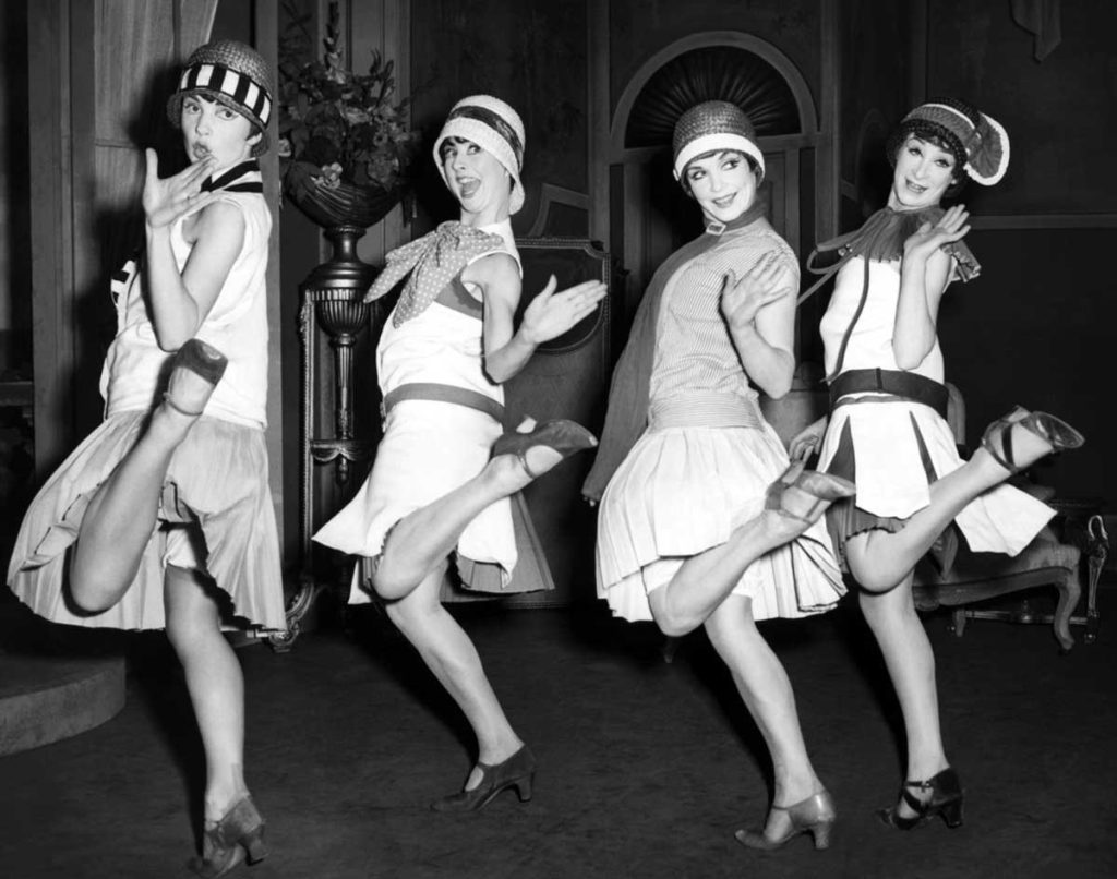 Flapper girls, 1920s