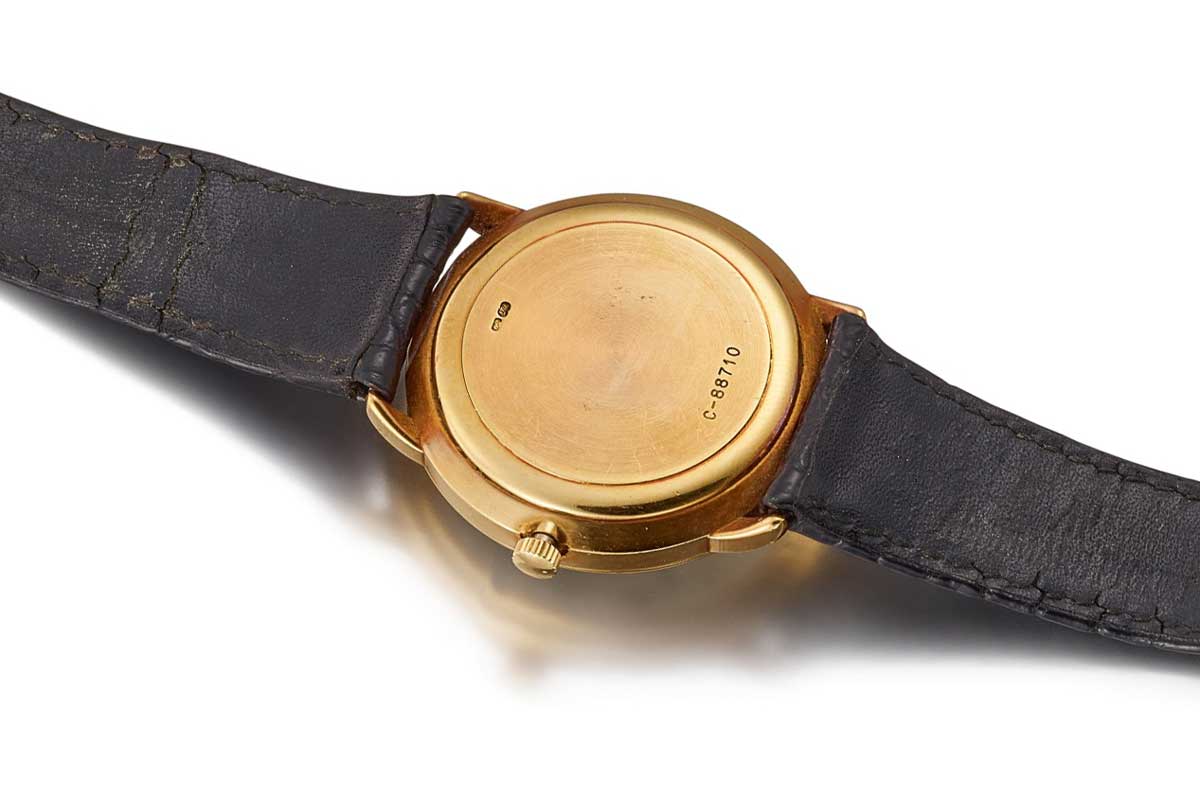 Audemars Piguet Dual Time reference 25685.002 - A yellow gold dual time zone wristwatch with date and power reserve indication from 1995