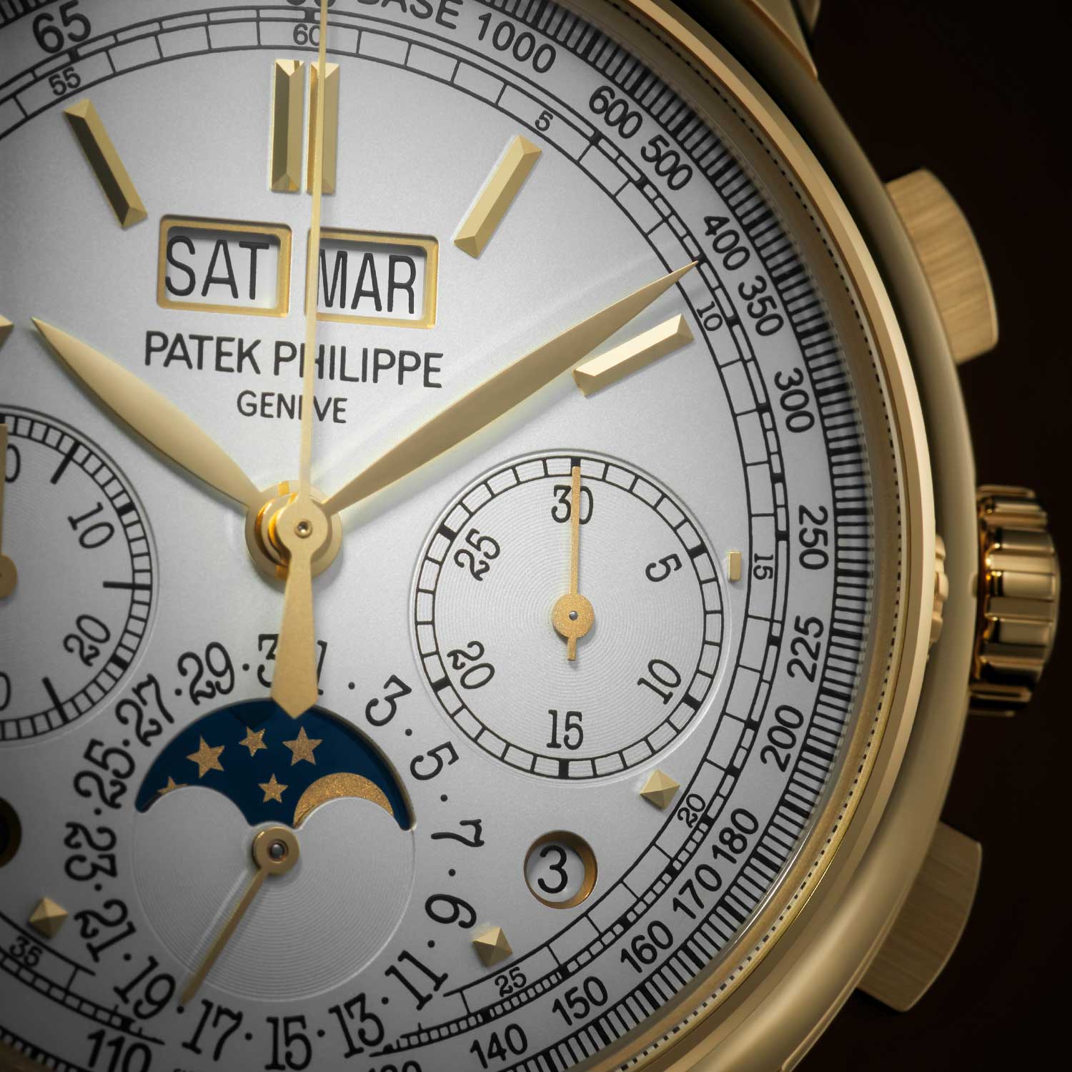The Patek Philippe 5270 Perpetual Calendar Chronograph for the first time ever in yellow gold
