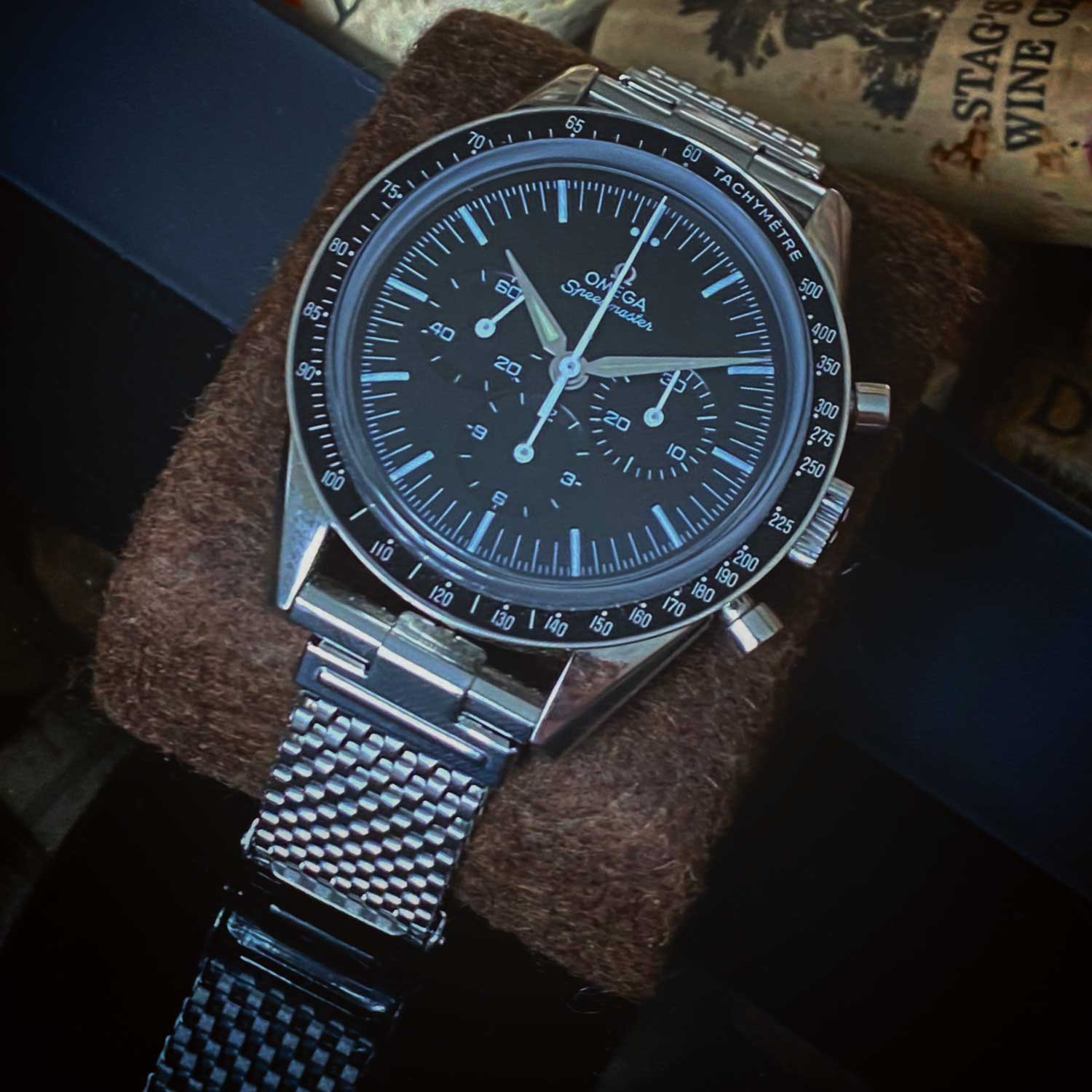 Collectors like Samuel (@noble_precision) are increasingly fitting their Speedy on the Forstner strap.