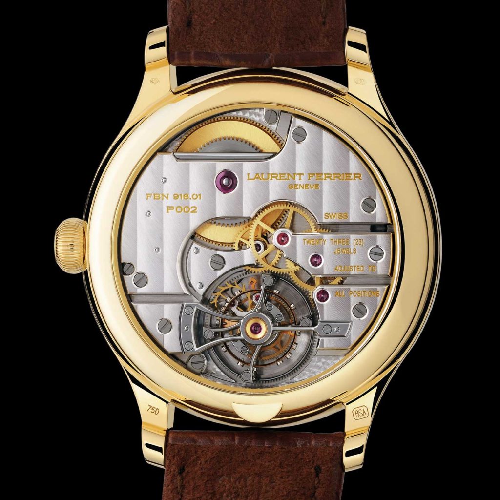 The Galet Classic Tourbillon Double Spiral was chronometer-certified by the Besançon Observatory. The calibre used within had an original device used in the tourbillon escapement, with double inverted hairsprings that kept the balance centred on its axis. This system guaranteed extreme reliability of the regulating system.
