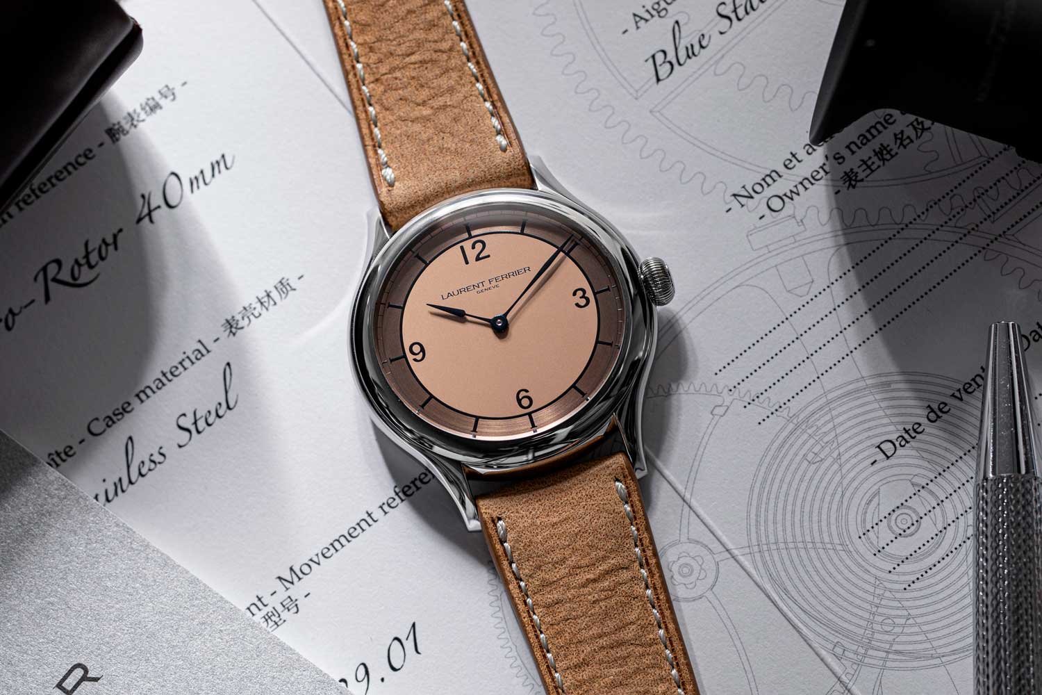 The Laurent Ferrier Steel Galet Micro-Rotor Salmon Dial pièce unique for Revolution, features an Automn (salmon, in Laurent Ferrier speak and is powered by the self-winding FBN 229.01 micro-rotor movement which has a double direct impulse on the balance, an exclusive double direct-impulse escapement in silicon directly incorporated into the balance (©Revolution)