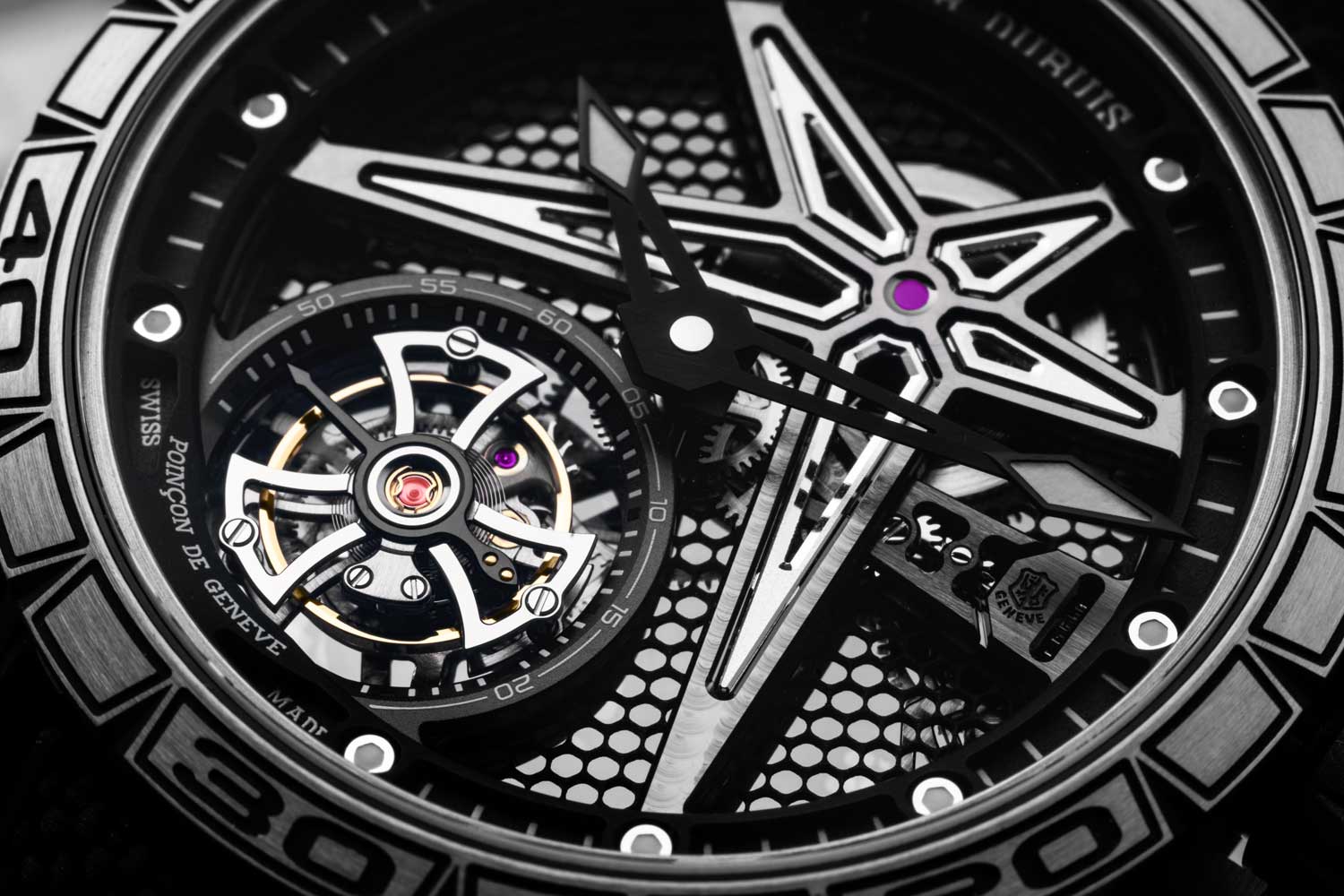 The tourbillon in RD510SQ beats at 3 Hz, and the calibre has a total of 179 components.