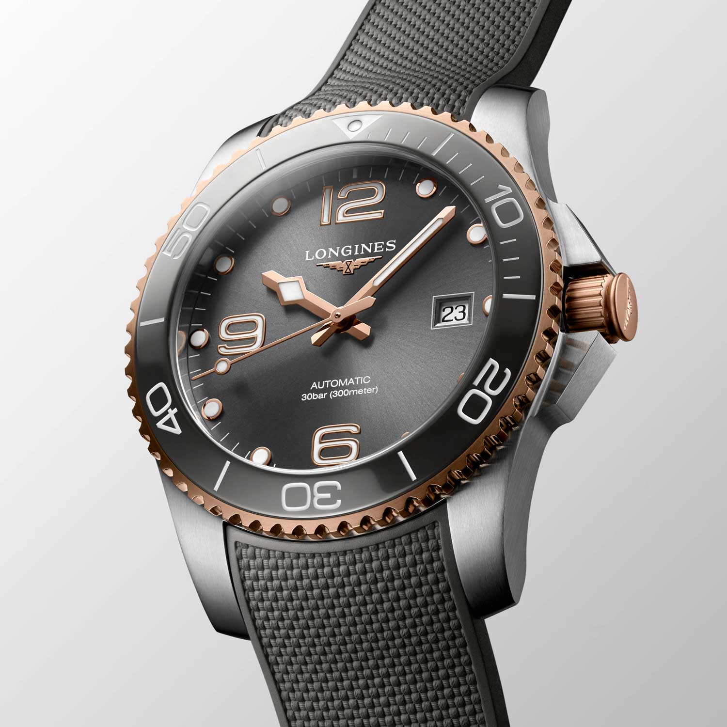 The new variations give this diver watch a welcome air of technical luxury.