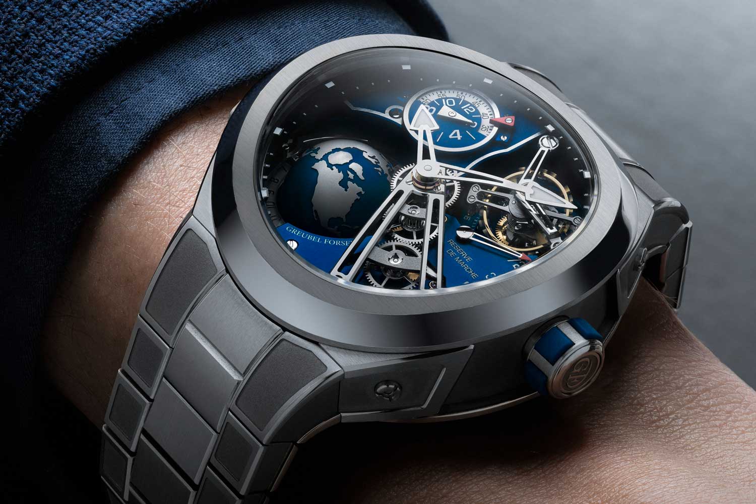 The new GMT Sport is offered on an integrated three-link bracelet, the first of its kind for a Greubel Forsey watch.