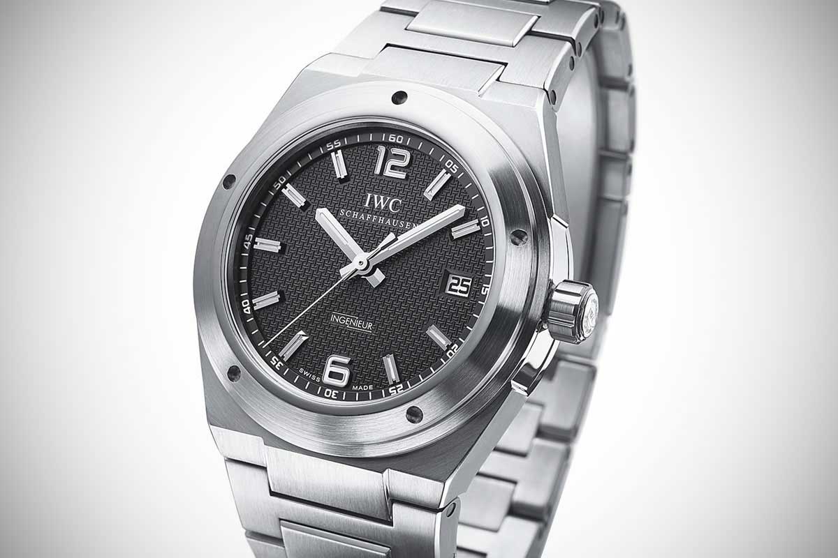 IWC Ingenieur ref. IW322701 has a sporty steel case with the typical sleek dial and rectangular indexes seen in the earliest models from this collection.