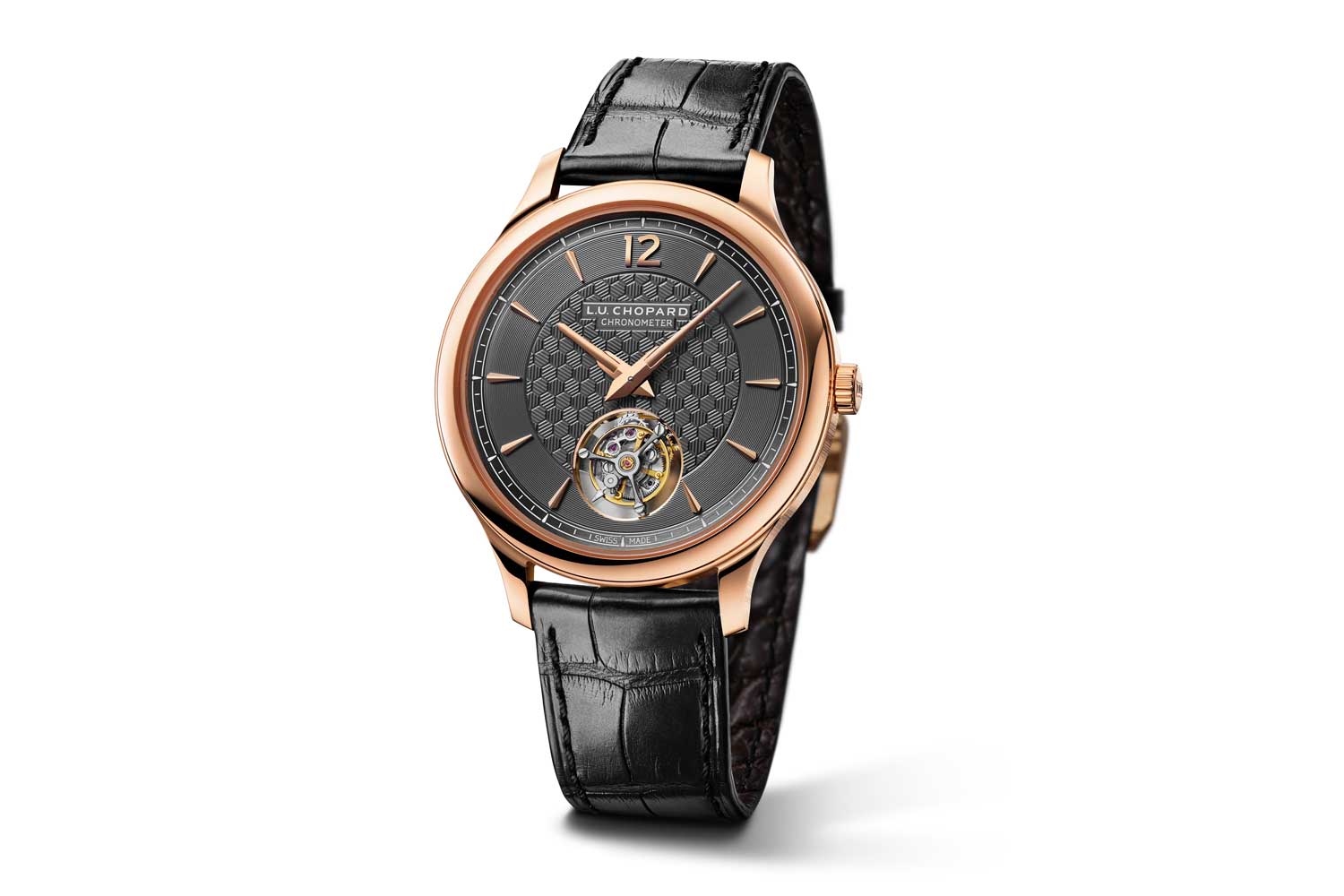 Launched at Baselworld 2019, the 40mm Chopard L.U.C Flying T Twin was powered by the L.U.C 96.24-L self-winding mechanical movement which was developed using the Caliber 1.96 as its base movement, therein, presenting the possibility of placing the movement into a watch that is of the same dimensions as the original 1860 at 36.5mm diameter