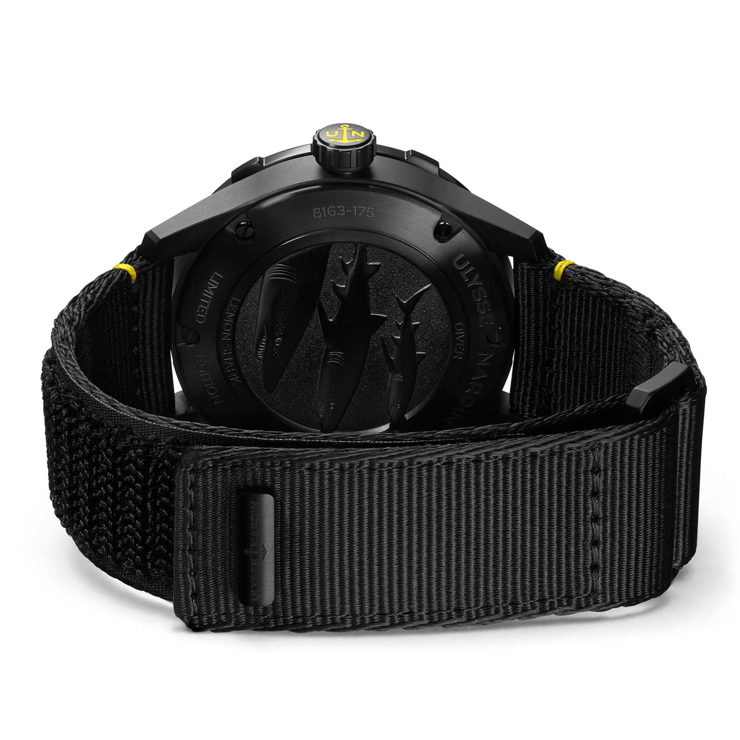 The watch comes on a black R-STRAP made entirely from recycled fishing nets.