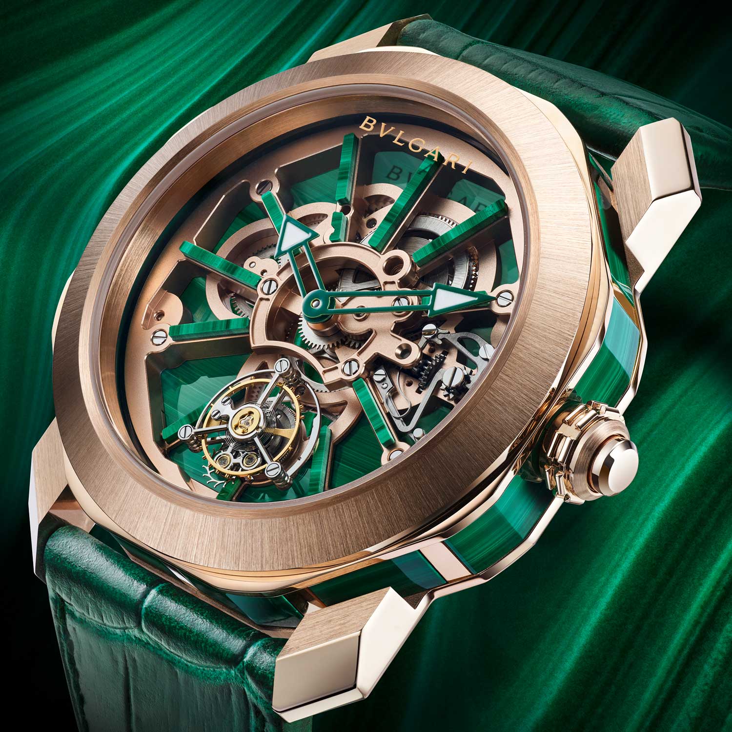 Bulgari’s new application Maestria allows its clients to personalise timepieces. Designed for a tablet device, this application will be initially available for the Octo Roma Naturalia in Bulgari boutiques only and high-jewellery- haute horlogerie events, with more collections to follow.