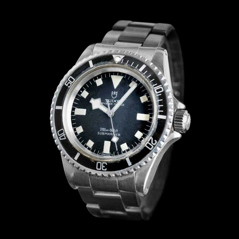 The ref. 7016 Submariner with unique square markers and ‘Snowflake’ hands