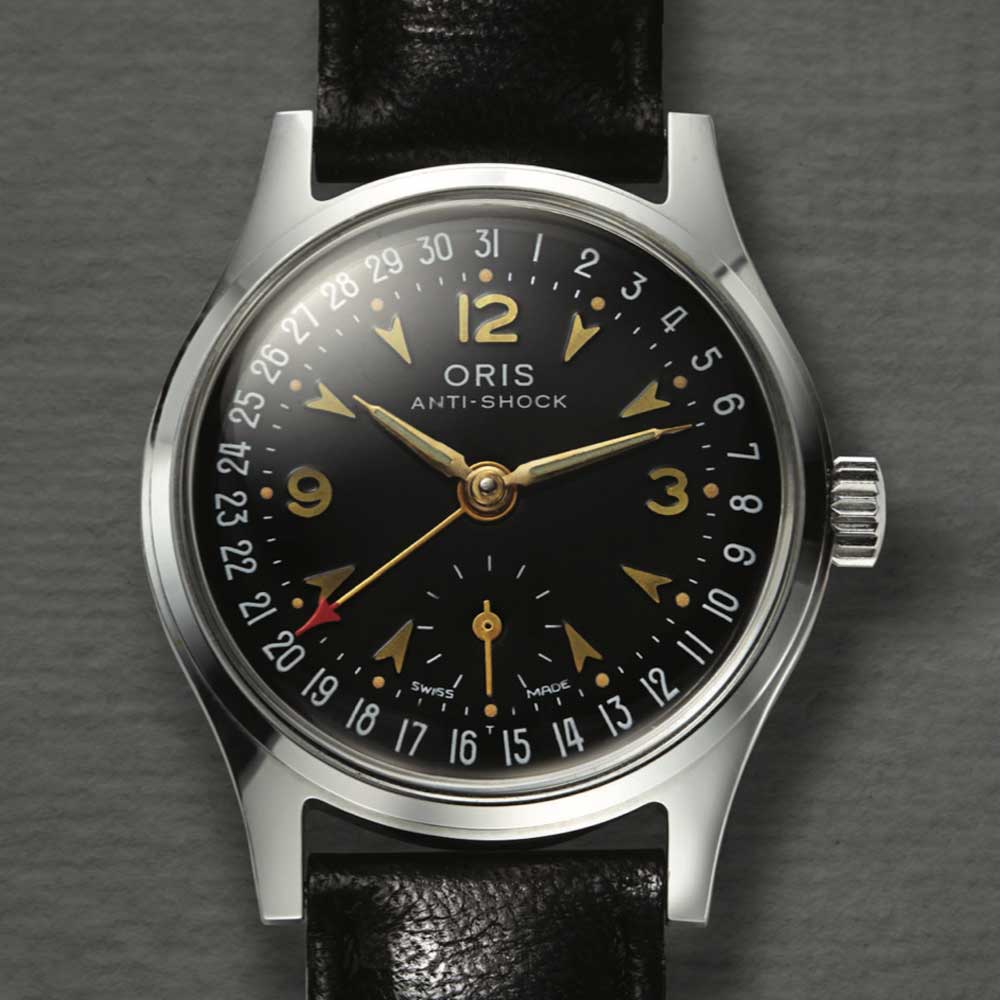 Produced in 1938, the Oris Pointer Date had a central hand indicating the date and an oversized crown.