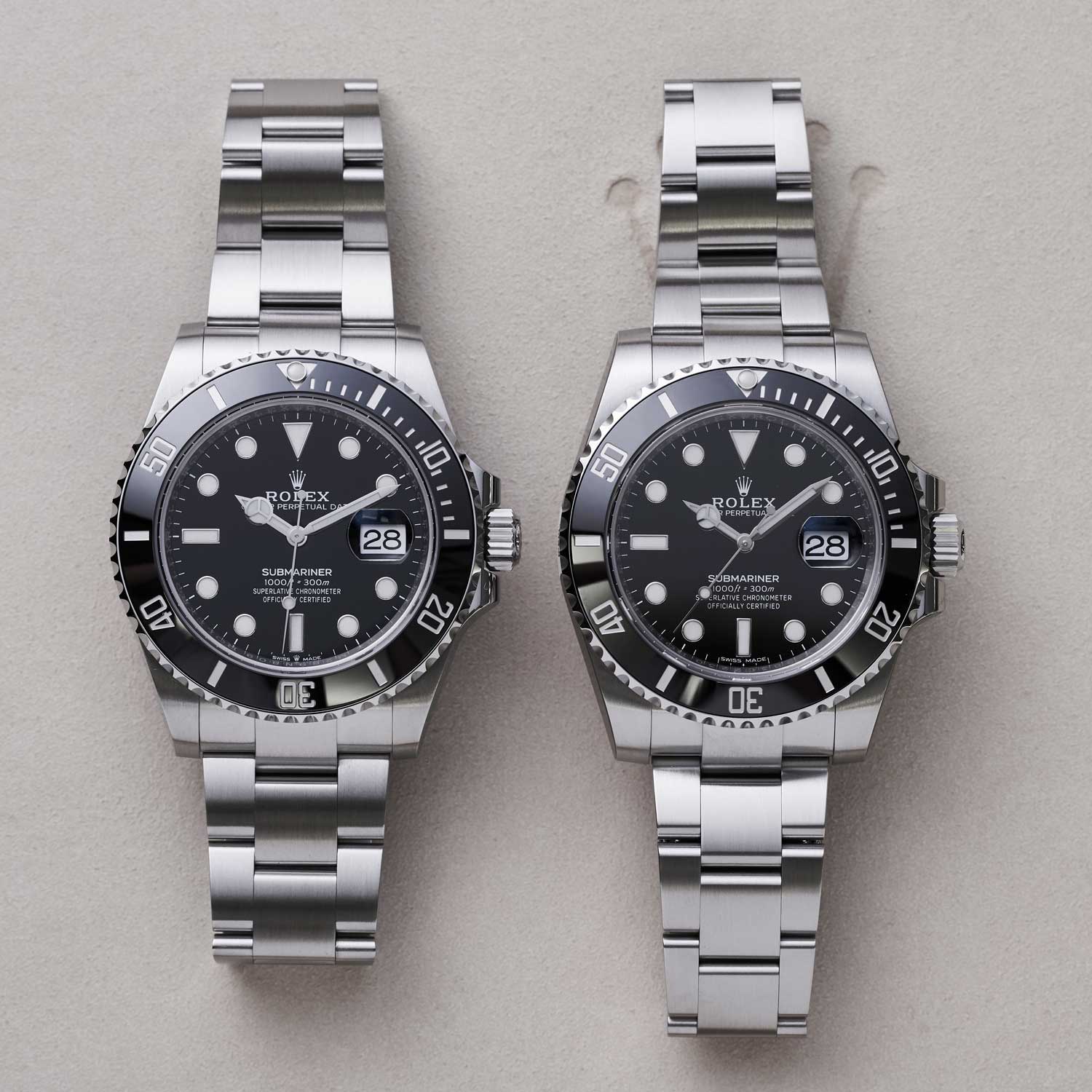 A side by side comparison of the 2020 ref. 126610 with the outgoing 2010 ref.116610 both in Oystersteel; at 41mm the new Submariner case represents a marginal increase in size from its predecessors 40 mm in diameter and is still a full 2mm smaller than the 43mm diameter of its deep saturation dive sibling the Sea-Dweller. (©Revolution)