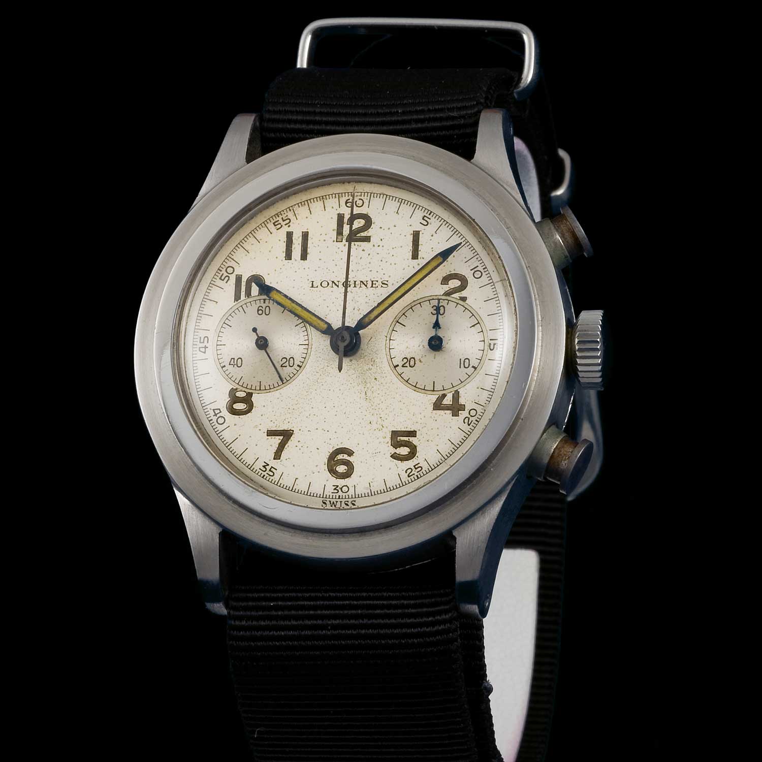 Order no. 2475 is a very interesting version of the 13ZN Chronograph “Mushroom Pusher”
