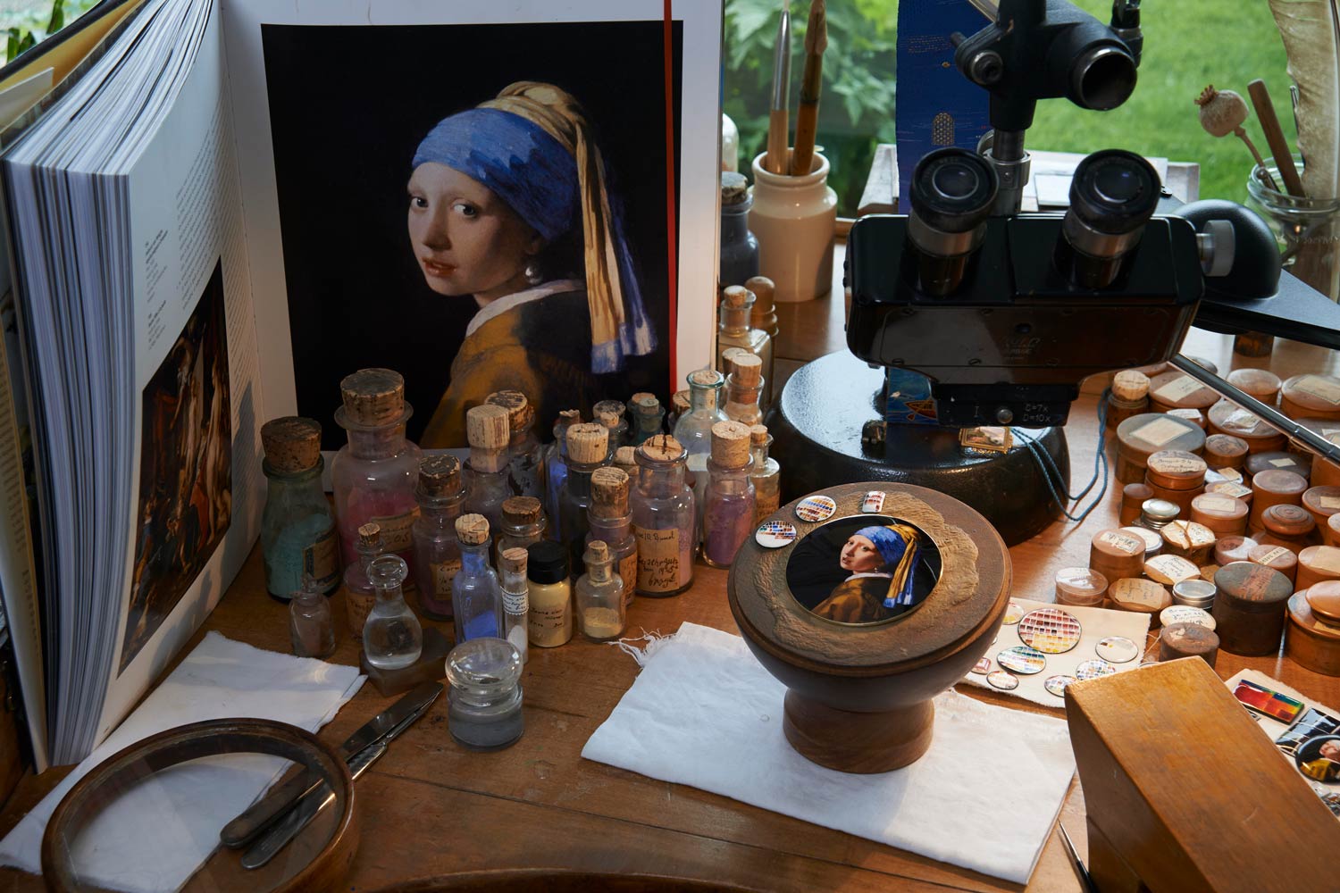 Recreating Johannes Vermeer’s ‘Girl with a Pearl Earring’ on the 98mm caseback of the Les Cabinotiers Westminster Sonnerie was quite challenging.