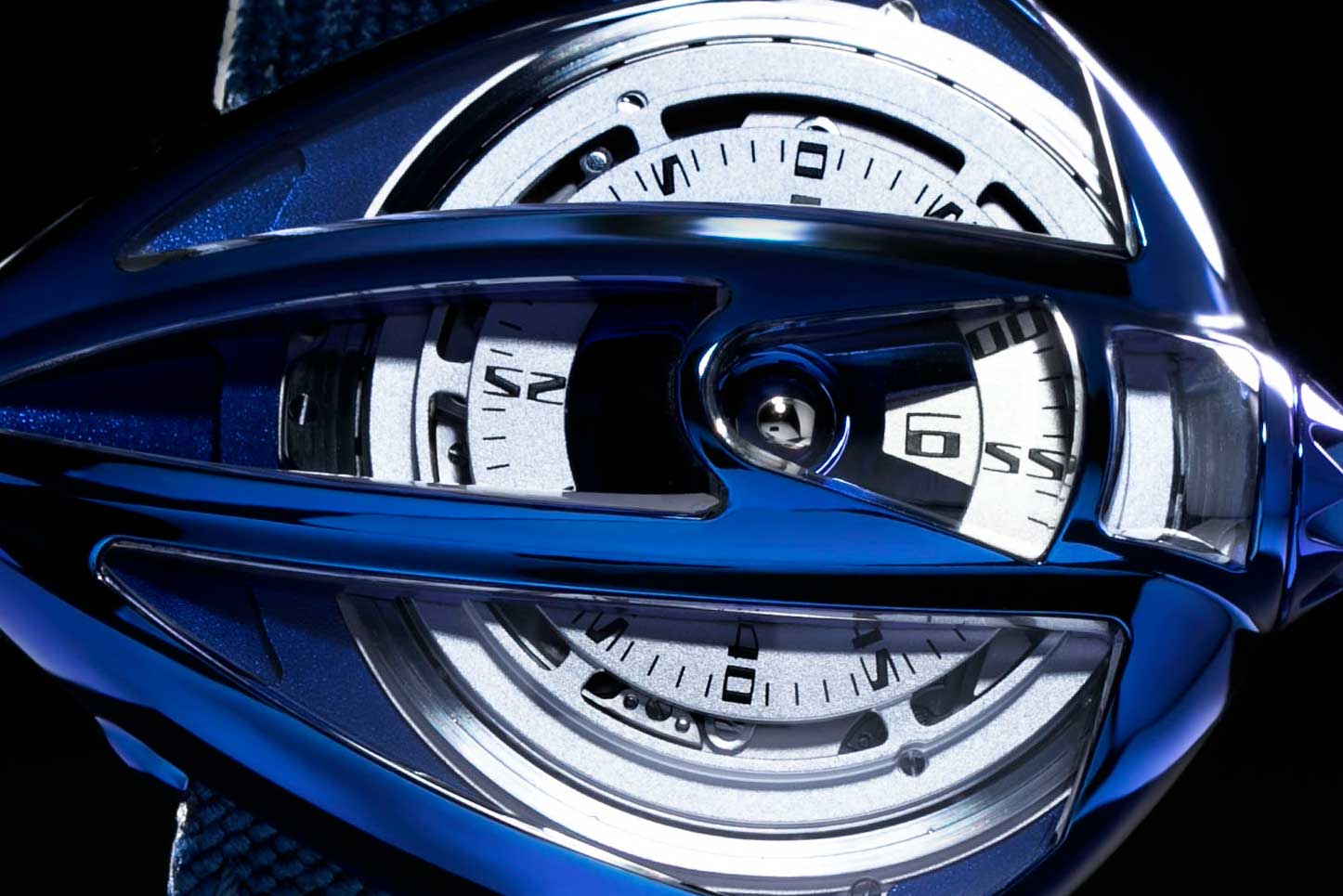 The De Bethune Dream Watch 5 Tourbillon ‘Season 1’: A 10-piece limited edition presented by De Bethune with the collaboration of its friend and fine watchmaking connoisseur Swizz Beatz.