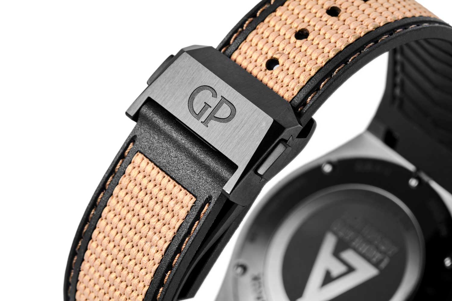 The special strap of the Girard-Perregaux Laureato Absolute Gold Fever is made out of FKM rubber and 18K pink gold, a world premiere in the Swiss watch industry; it also features a titanium buckle with micro adjustment system (© Revolution)
