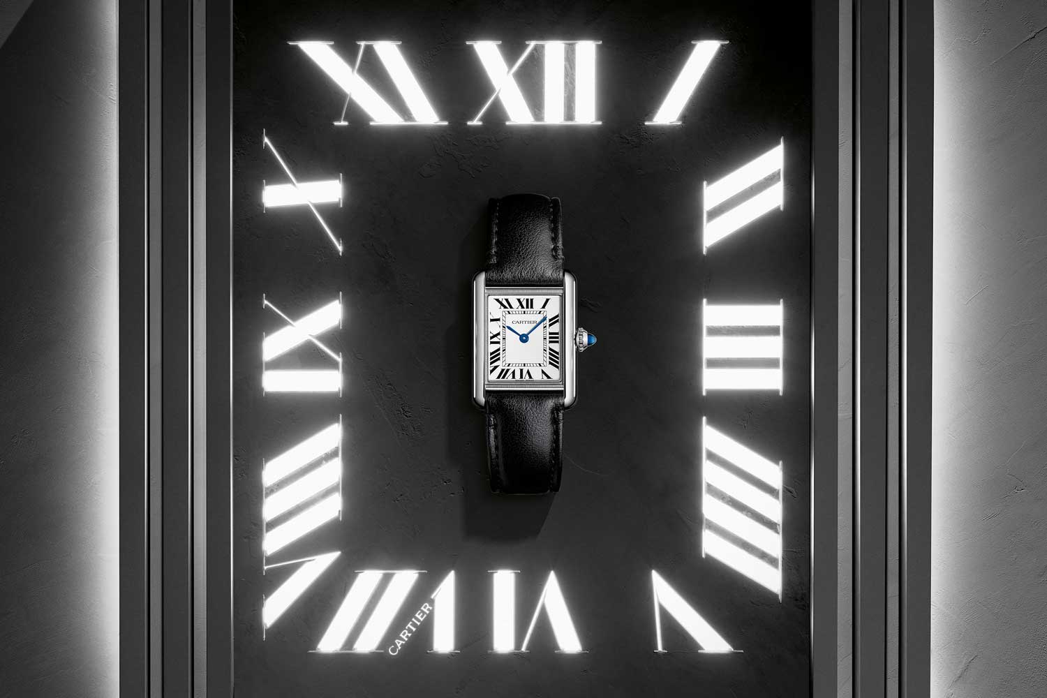 With an innovative solar-powered quartz movement, the Cartier SolarBeat Tank Must is the first in a new generation of eco-friendly luxury timepieces