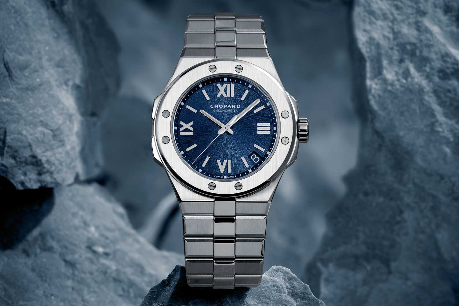 With a bold design and a case made from Lucent Steel A223, the Alpine Eagle paves the way for sustainable steel