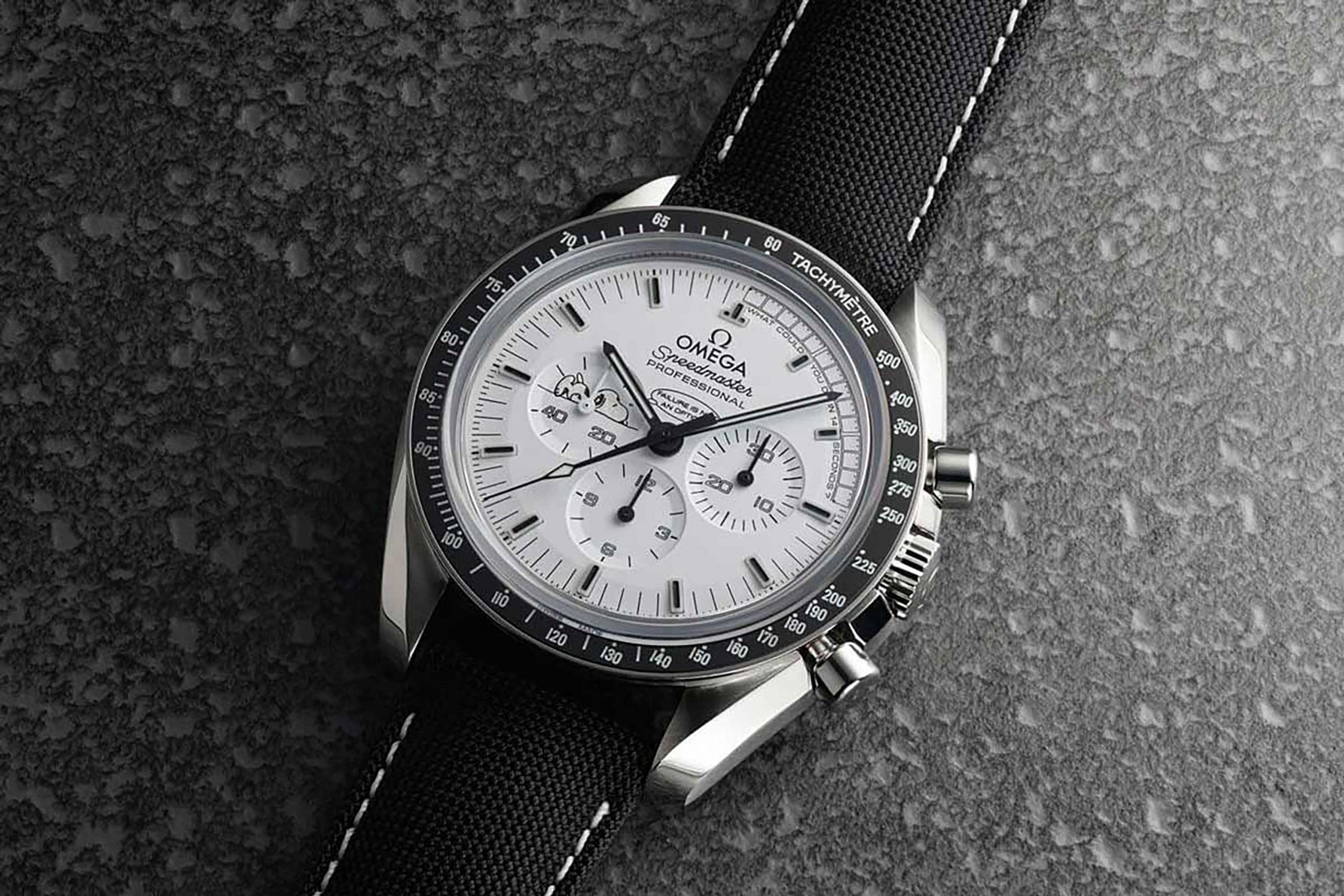 Available in the shop: The Omega Speedmaster Apollo 13 Silver Snoopy