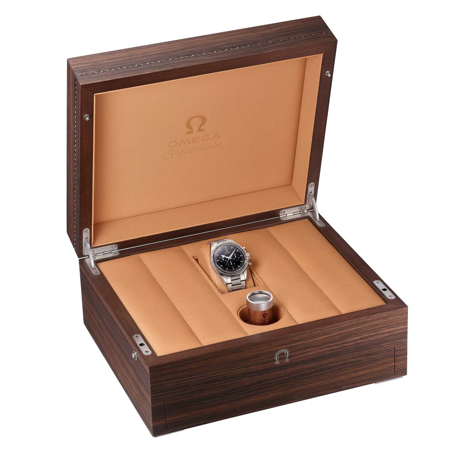 The 2021 ref. 311.50.39.30.01.001 Speedmaster 321 Canopus Gold is presented in a special wooden box, crafted with a Rosewood-like pattern in honor of the collection’s 65th anniversary; the shape and design of the box is inspired by the original Speedmaster boxes that customers would have received in 1957