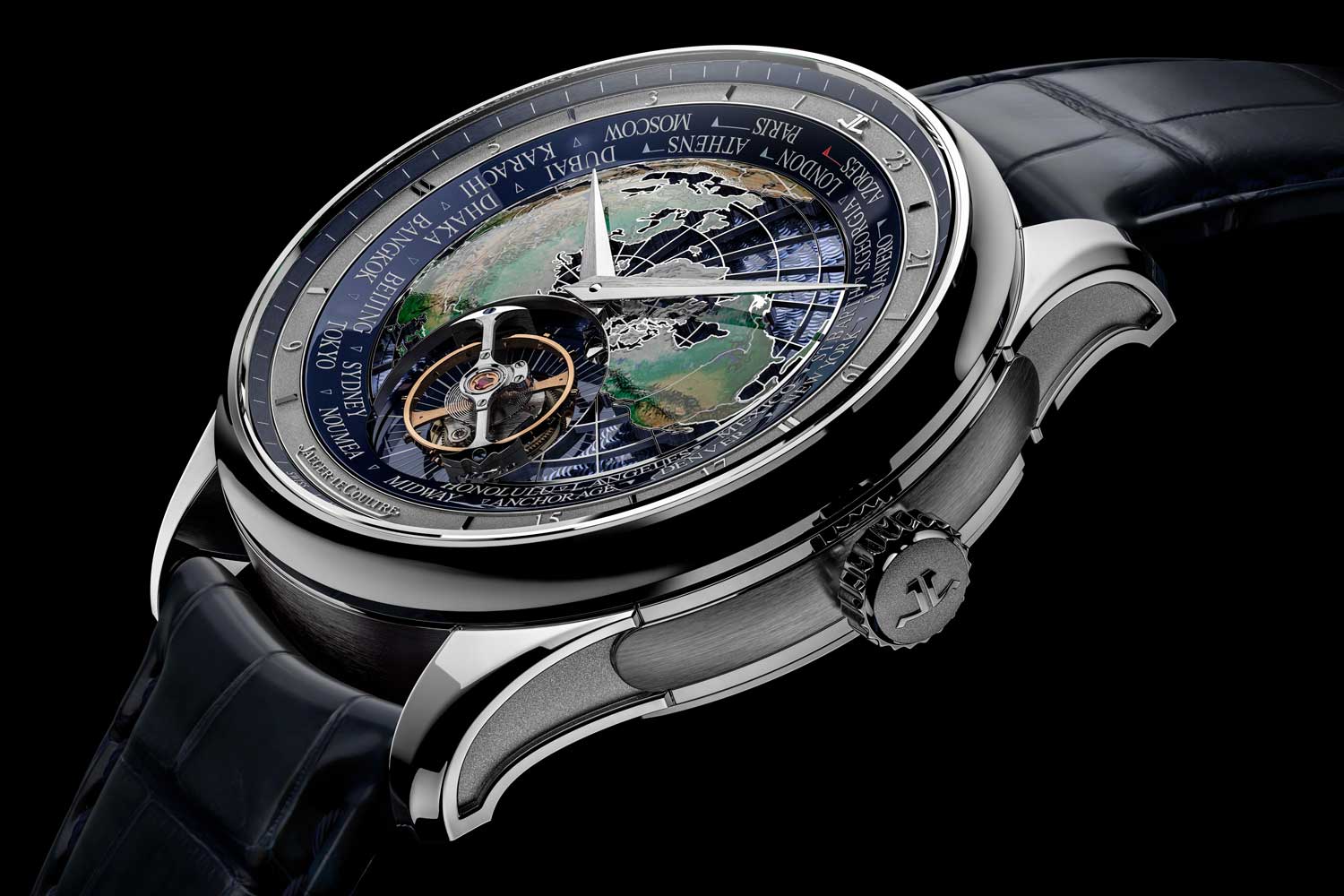 The dial the Master Grande Tradition Caliber 948 was created by artisans at the manufacture’s Métiers Rares atelier