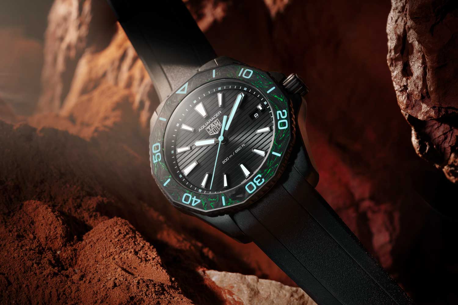 Good looks and smart technology mean that the TAG Heuer Aquaracer Professional 200 Solargraph is perfect for actual adventure