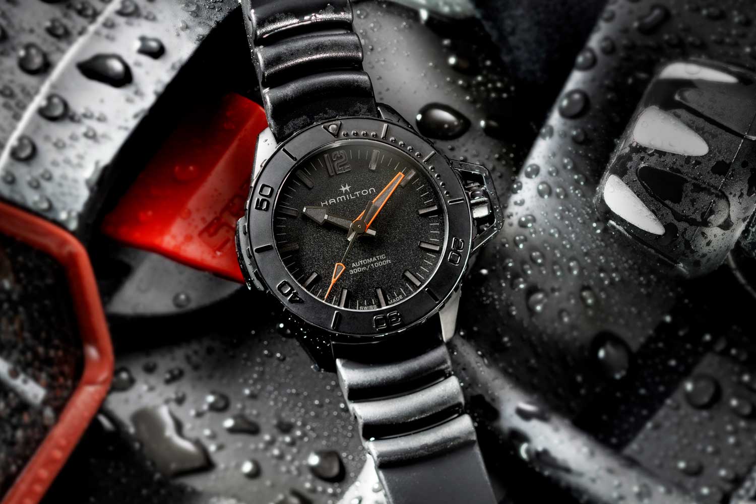The black PVD version with dark grey bezel, black rubber strap and low-visibility markings