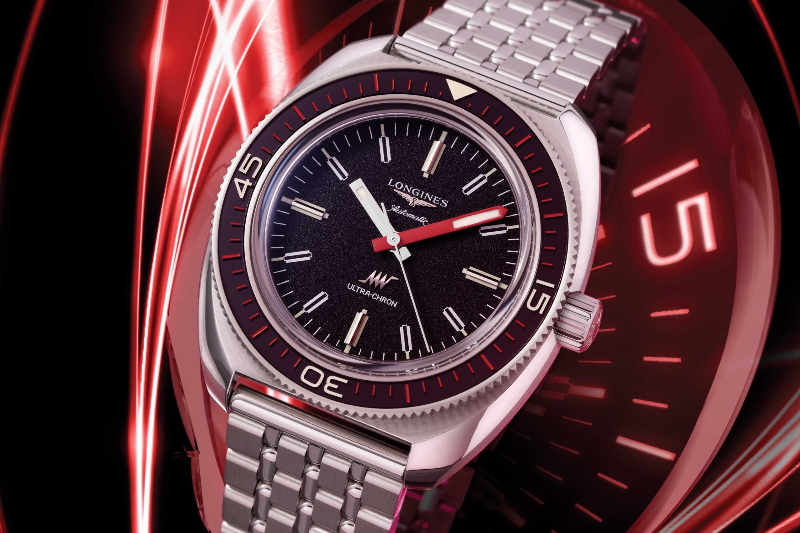 Stylistically, the 2022 Longines Ultra-Chron draws inspiration from the historical Ultra-Chron high-beat Diver of 1968