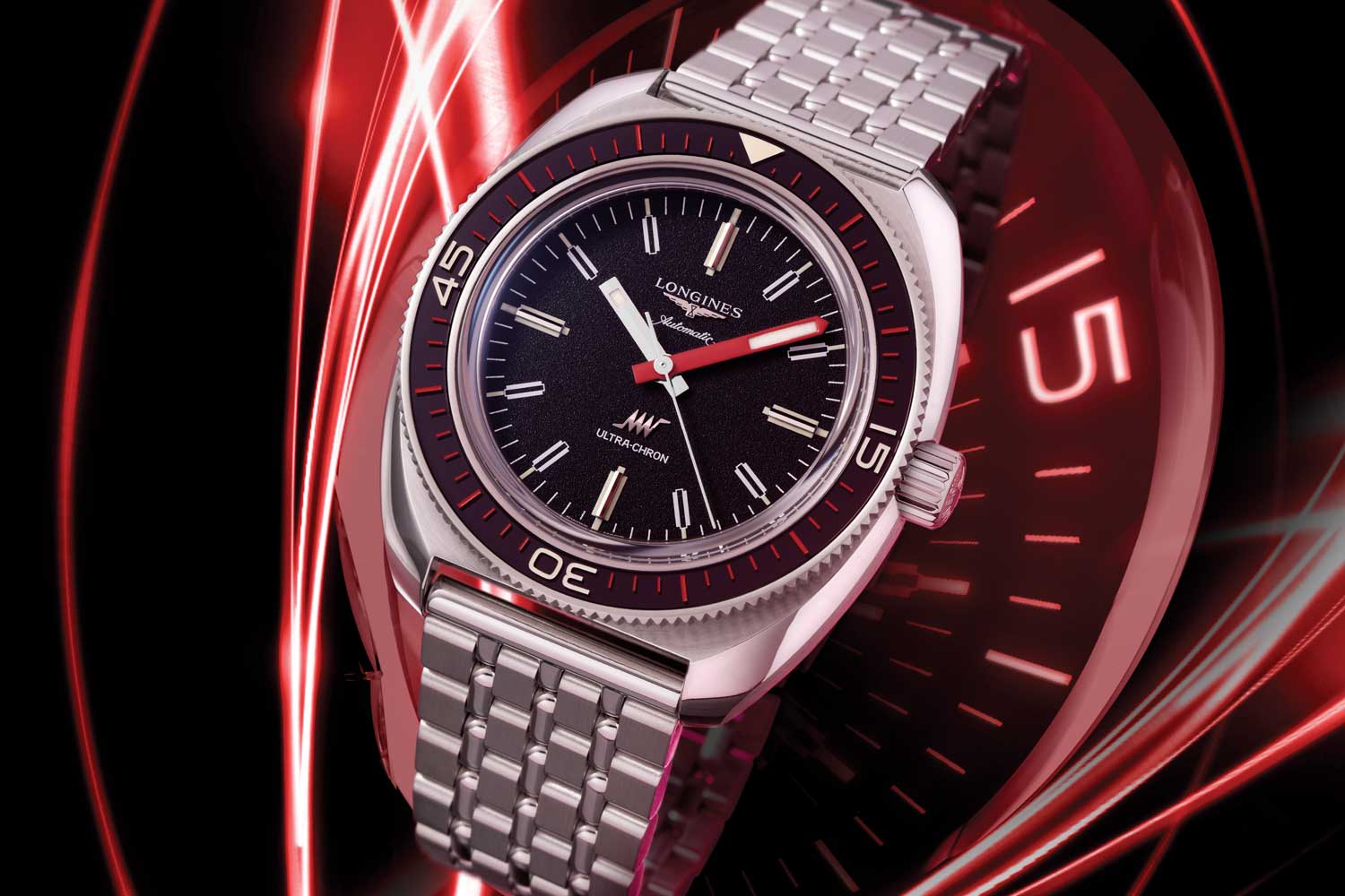 Stylistically, the 2022 Longines Ultra-Chron draws inspiration from the historical Ultra-Chron high-beat Diver of 1968