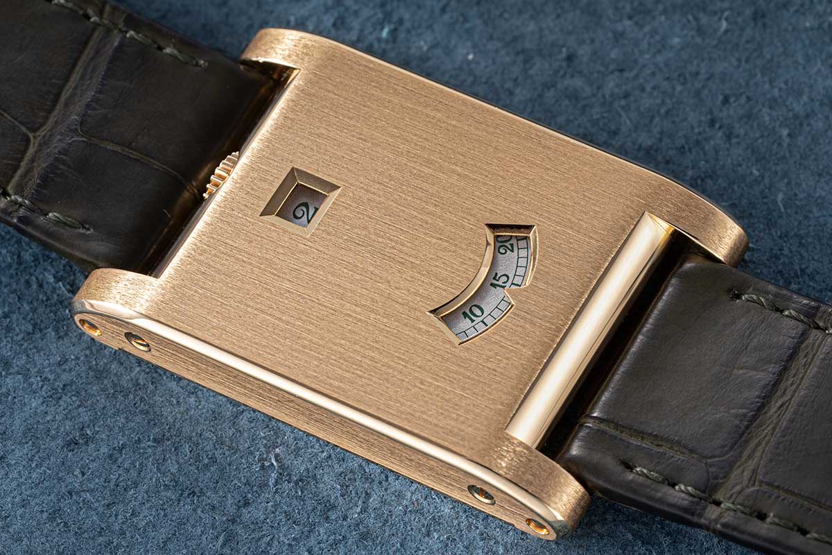 Cartier Priv&eacute; Tank &agrave; Guichets (Revolution&copy;)