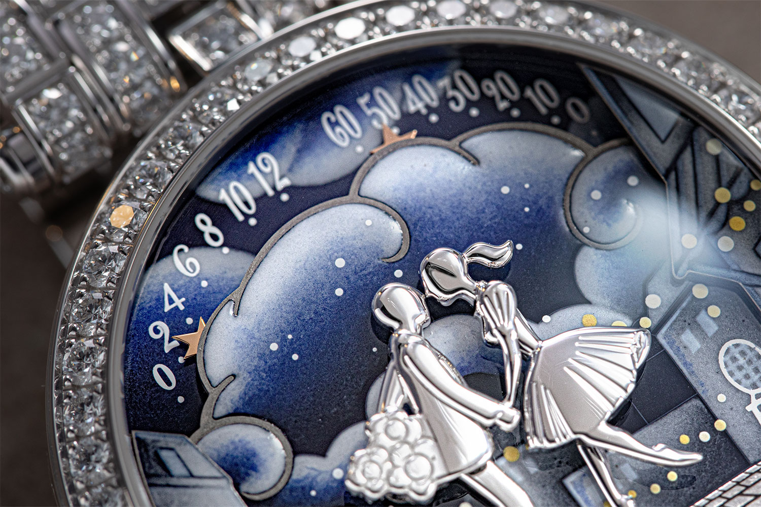 Image: Revolution ©