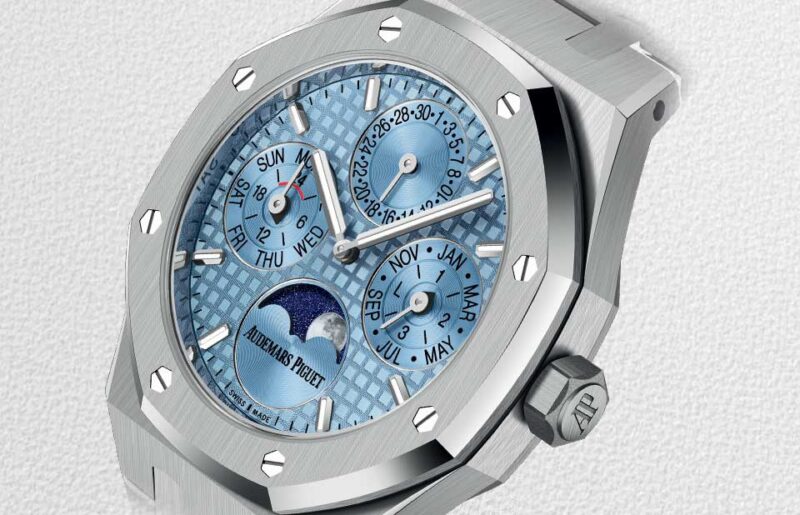 Holiday Horology: Something Old, Something New, Something Special &mdash; Cheryl Chia, Technical Editor