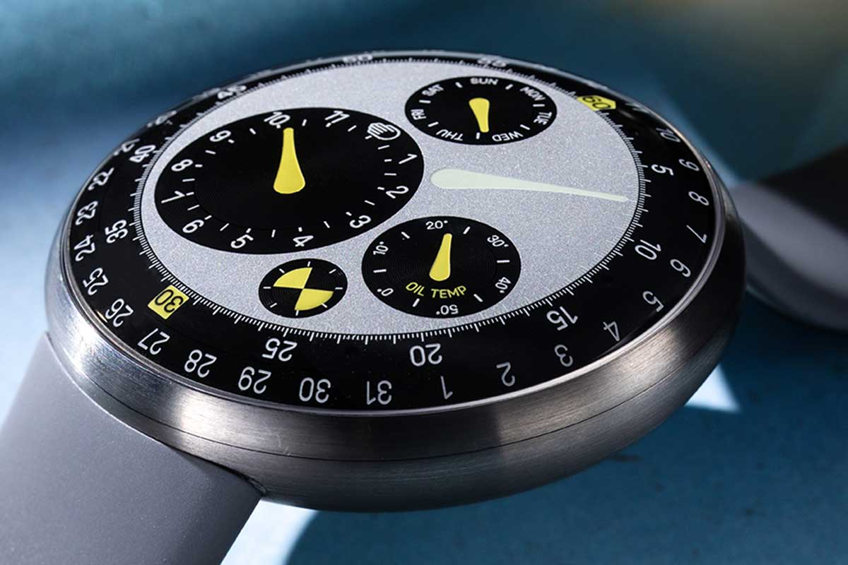 Ressence Type 3 Marc Newson Edition (&copy;Revolution)