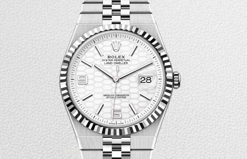 Holiday Horology: Something Old, Something New, Something Special &mdash; Tracey Llewellyn, Group Editorial Director