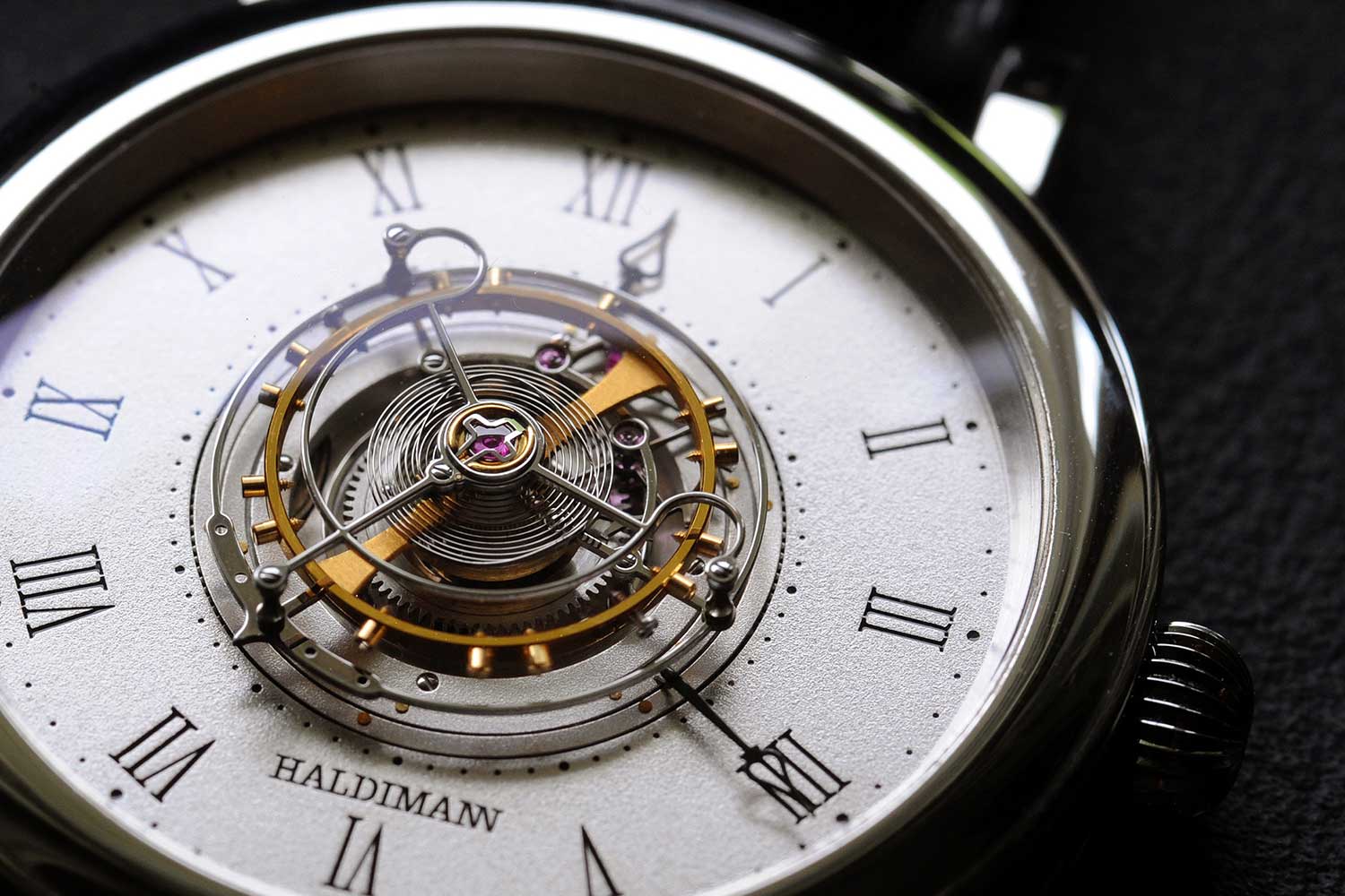 Haldimann H1 Flying Central Tourbillon, the central tourbillon in a lyre-shaped cage