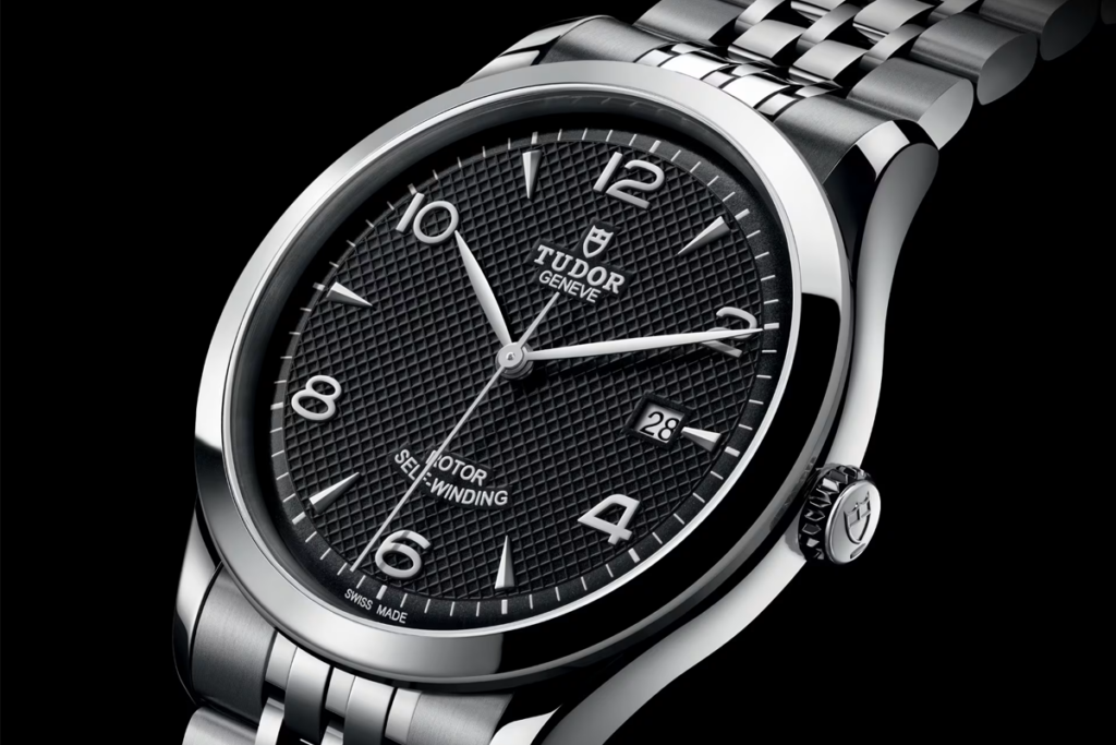 Tudor 1926 Black