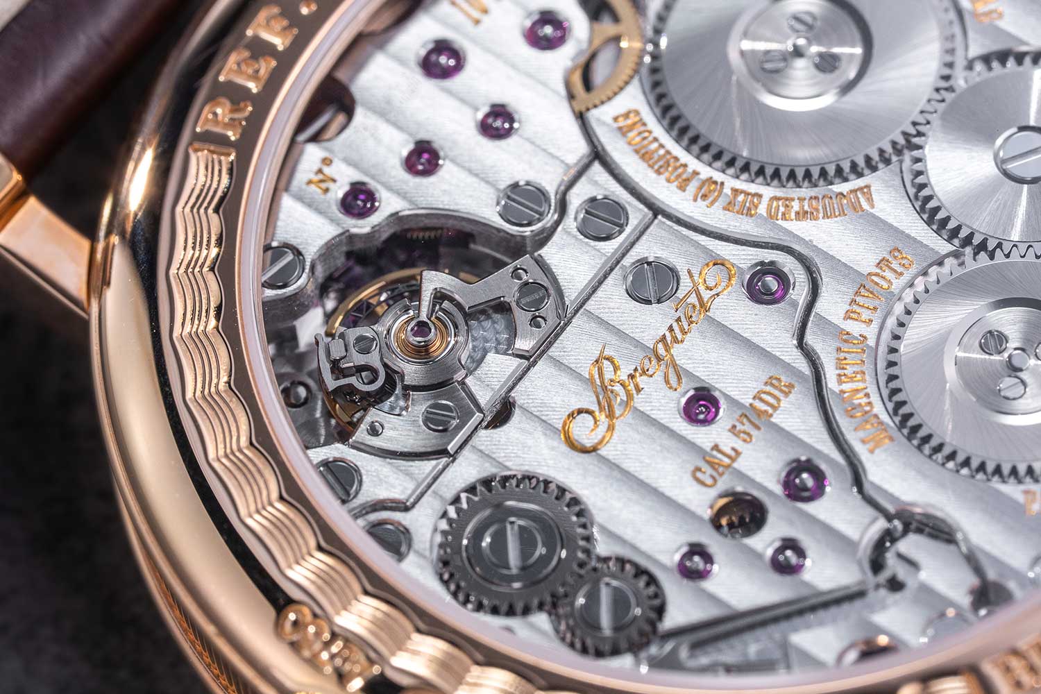 Breguet Classique Chronométrie Ref. 7727 (©Revolution)