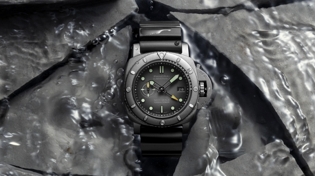 Panerai Submersible GMT Navy SEALs Afniotech Experience Edition PAM01089