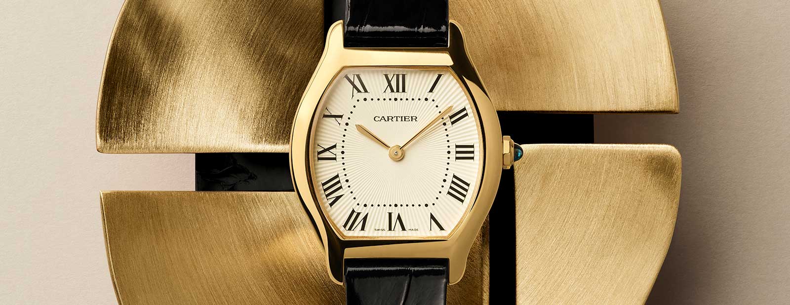 The Cartier Tortue: A Case for Elegance