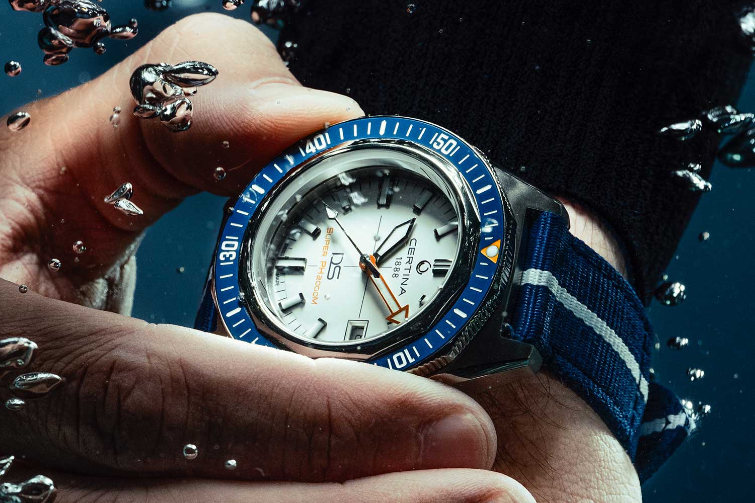 Certina DS Super PH2000M