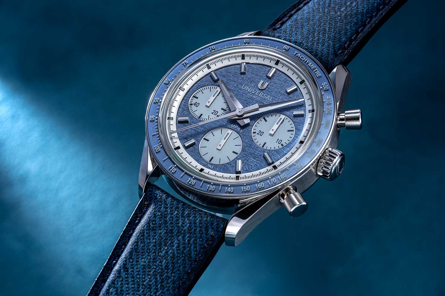 Universal Genève Compax Capsule (©Revolution)