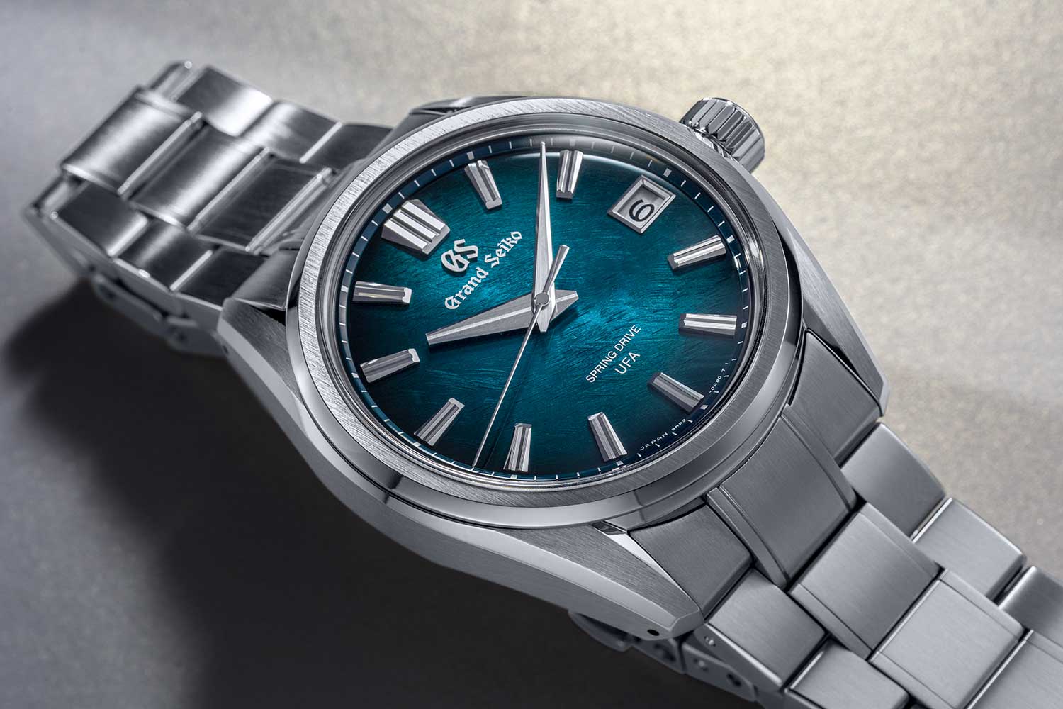 Grand Seiko Evolution 9 Spring Drive U.F.A. SLGB011 Atera Valley (©Revolution)