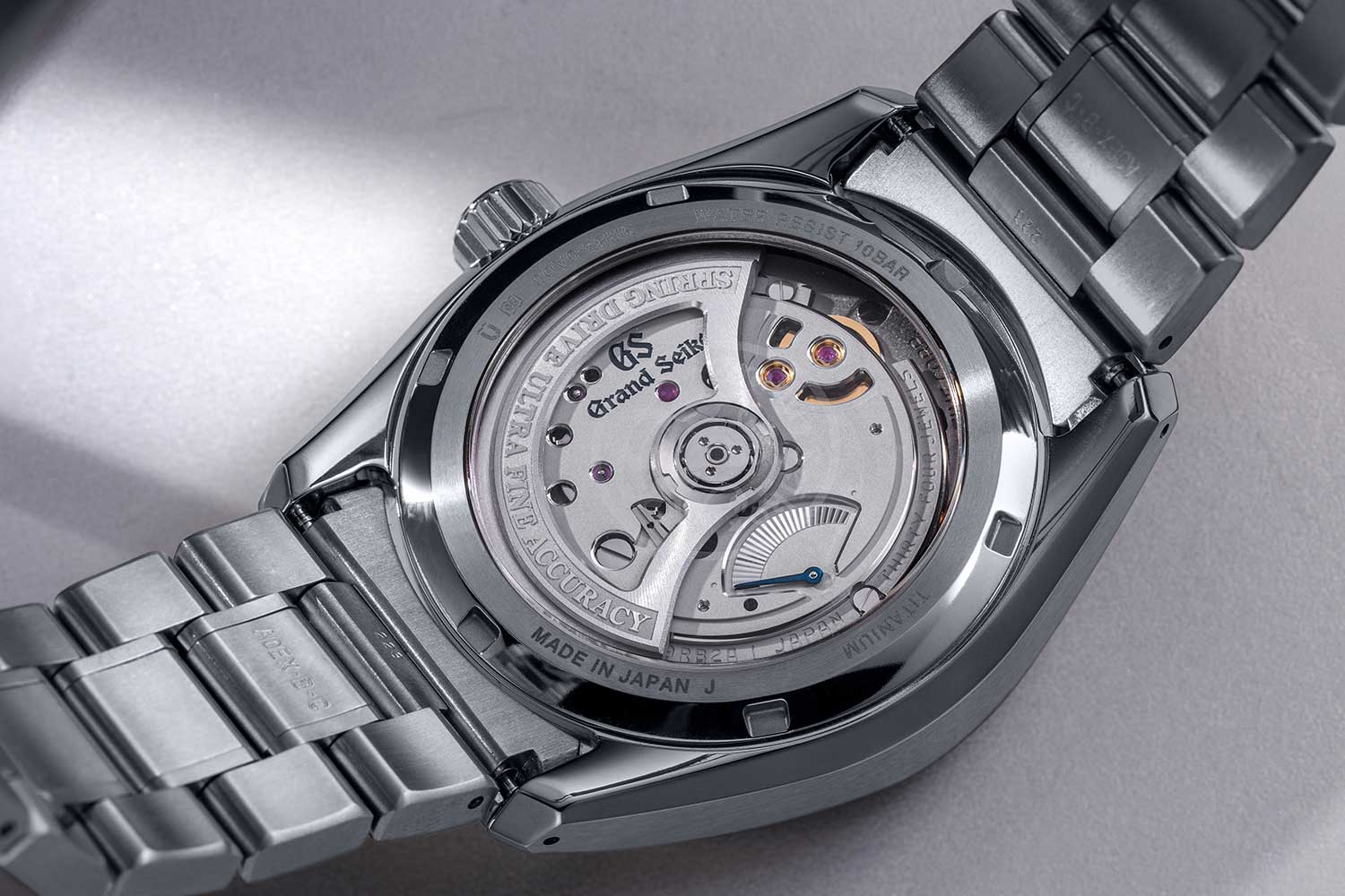 Grand Seiko Evolution 9 Collections (©Revolution)