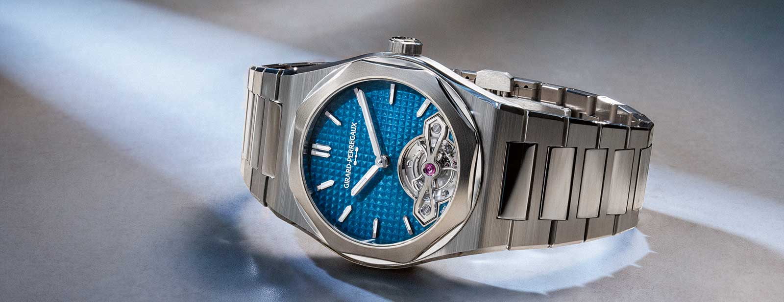 Girard-Perregaux Laureato Fifty Micro-Rotor & Tourbillon Released