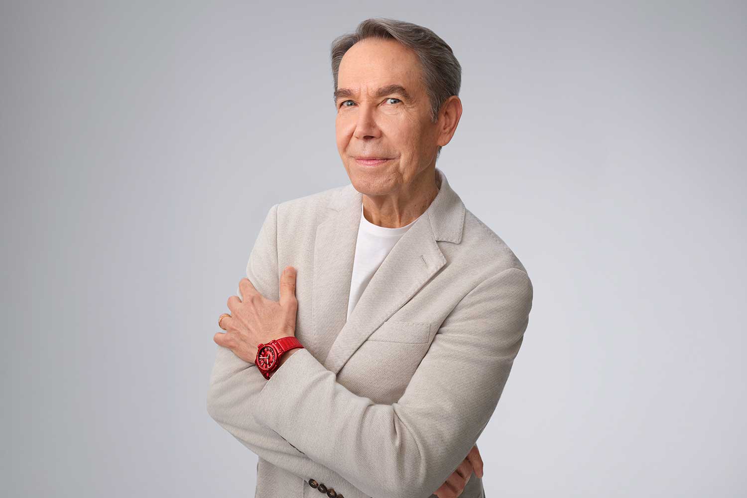 Hublot Ambassador Jeff Koons wearing the Classic Fusion Balloon Dog by Jeff Koons Red