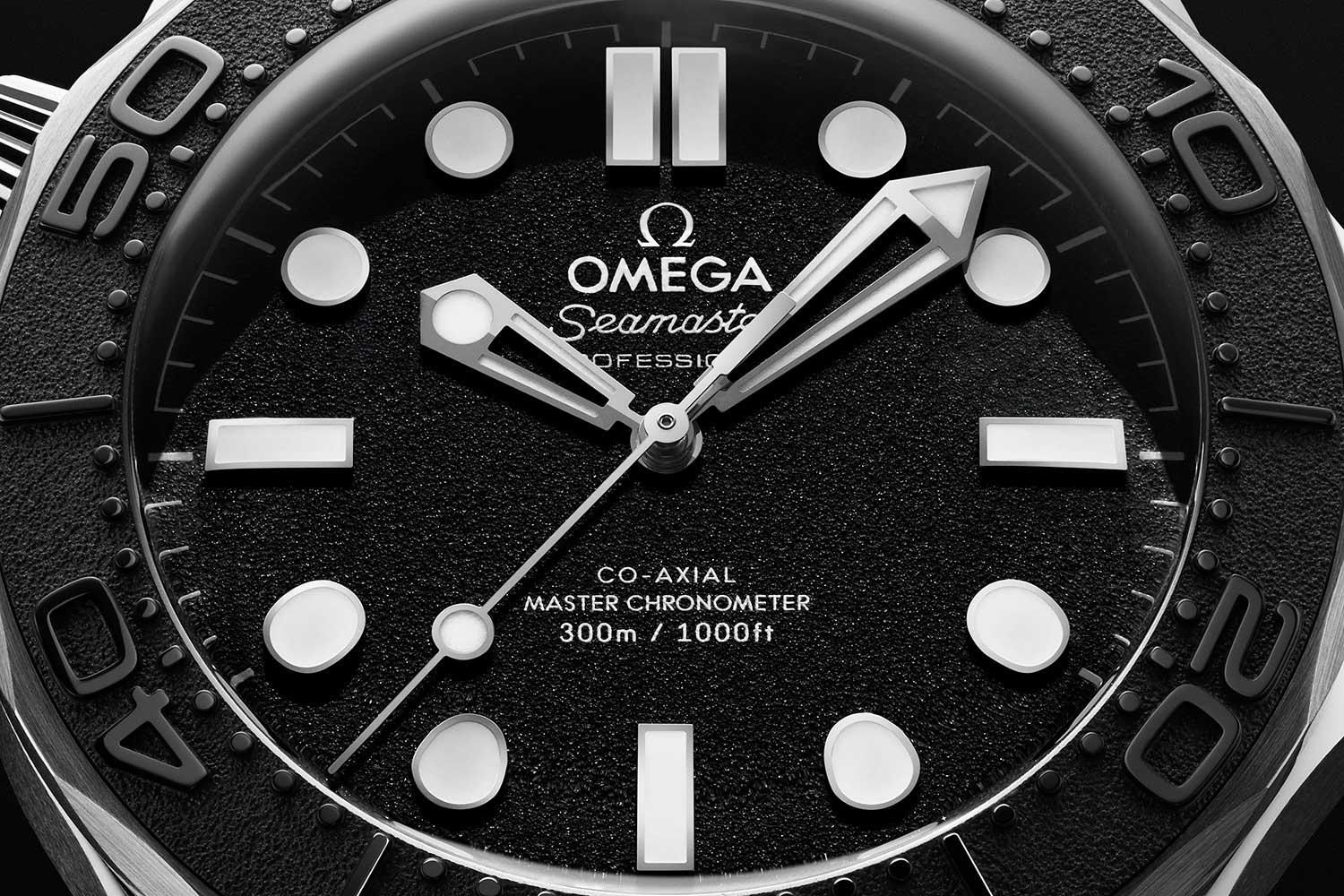 Omega Seamaster Diver 300M “Spectre”